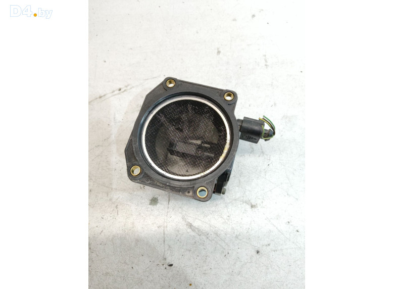 Расходомер воздуха к Volkswagen Passat 1999 г.