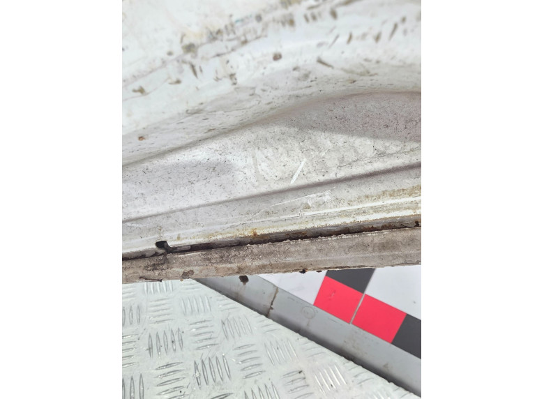 Дверь задняя распашная правая к Mercedes Sprinter, 2010г.