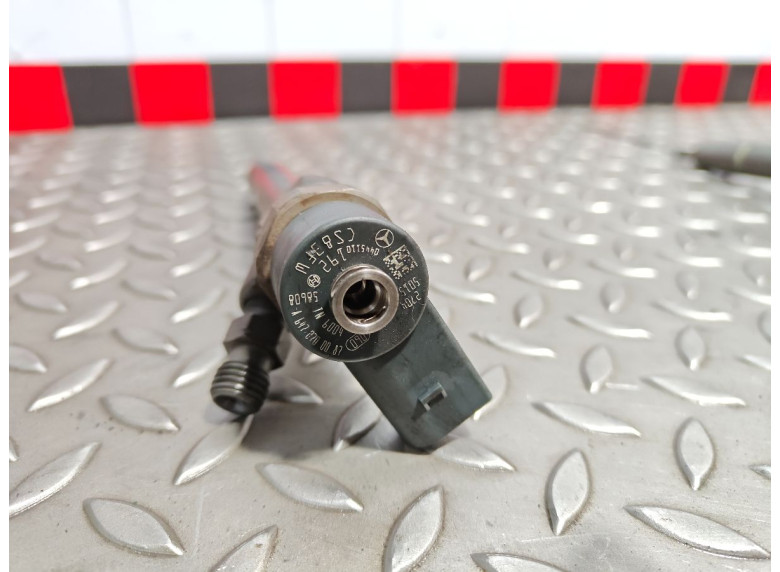 Форсунка к Mercedes Vito W639, 2005г.