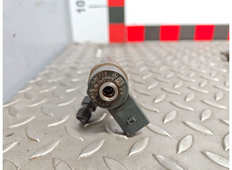 Форсунка к Mercedes Vito W639, 2005г.