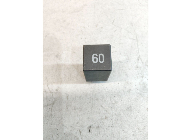 Реле накала свечей к Volkswagen Golf, 1990г.