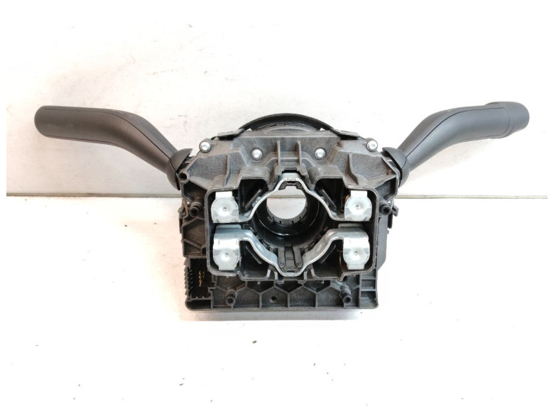 Переключатель подрулевой (стрекоза) к Mercedes CLA C118, 2019г.