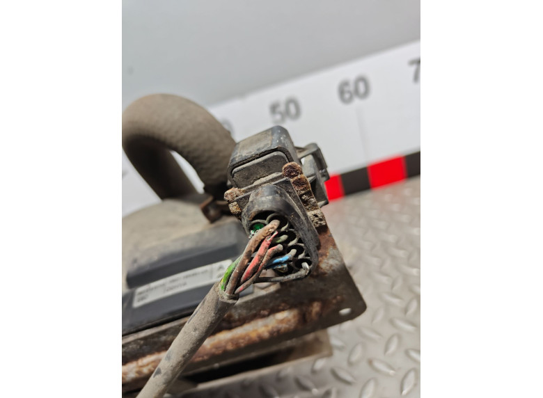 Автономный отопитель к Volkswagen Sharan, 2003г.