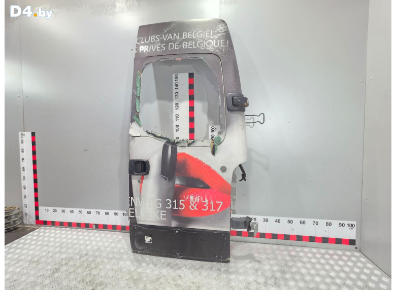 Дверь задняя распашная правая к Renault Master 2006 г.