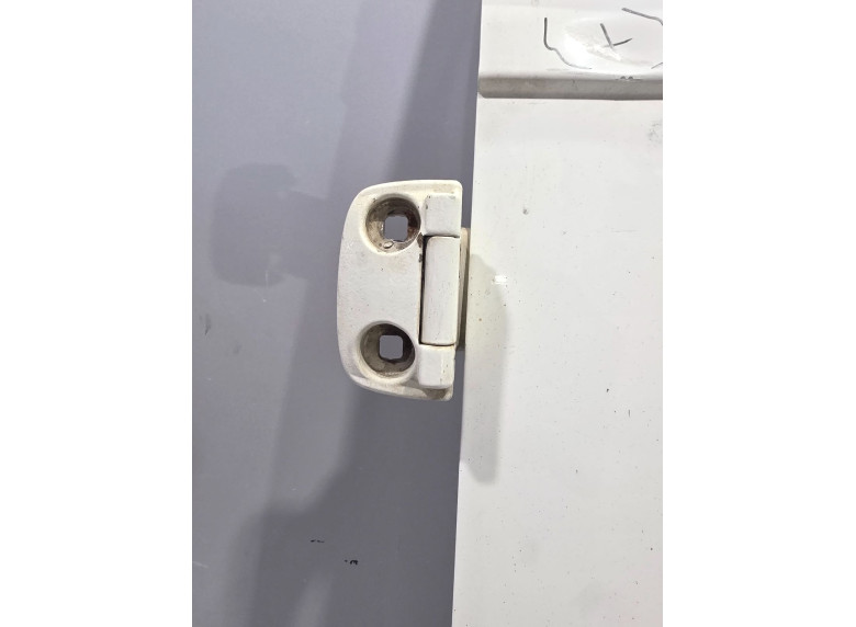 Петля двери задней левой к Peugeot Boxer, 2008г.