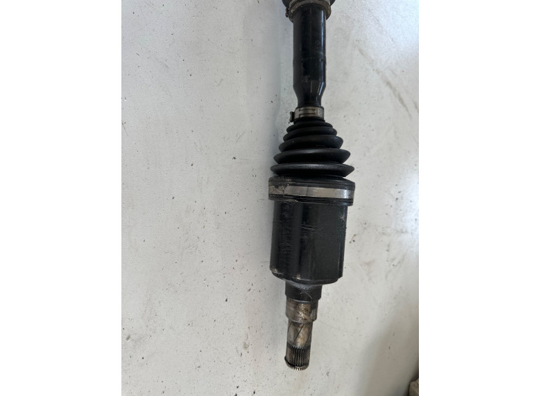 Полуось передняя правая (приводной вал, ШРУС) к Chevrolet Orlando, 2010г.