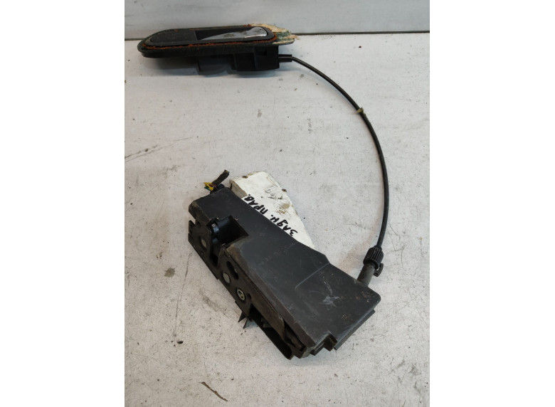 Замок двери задней правой к Seat Alhambra, 2004г.