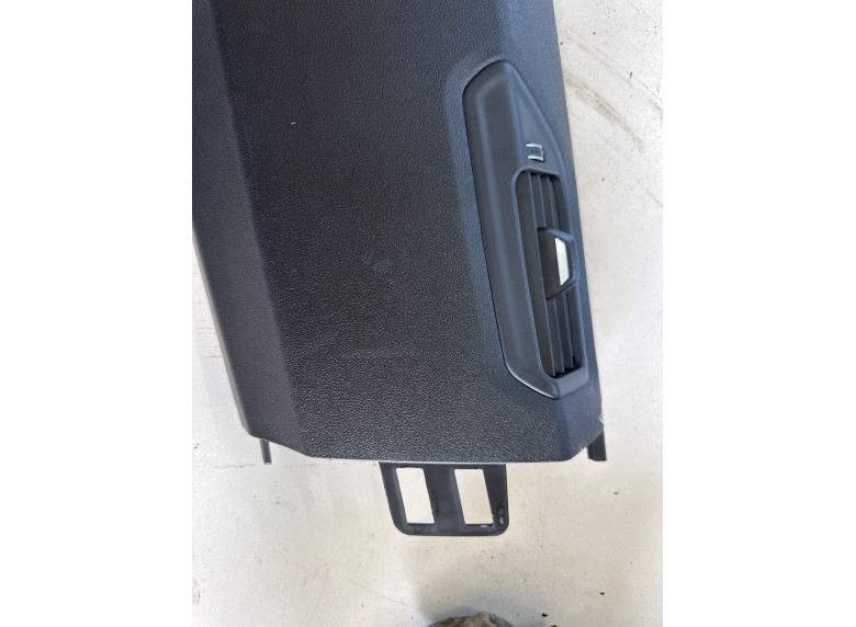 Обшивка салона к BMW XM G09, 2023г.