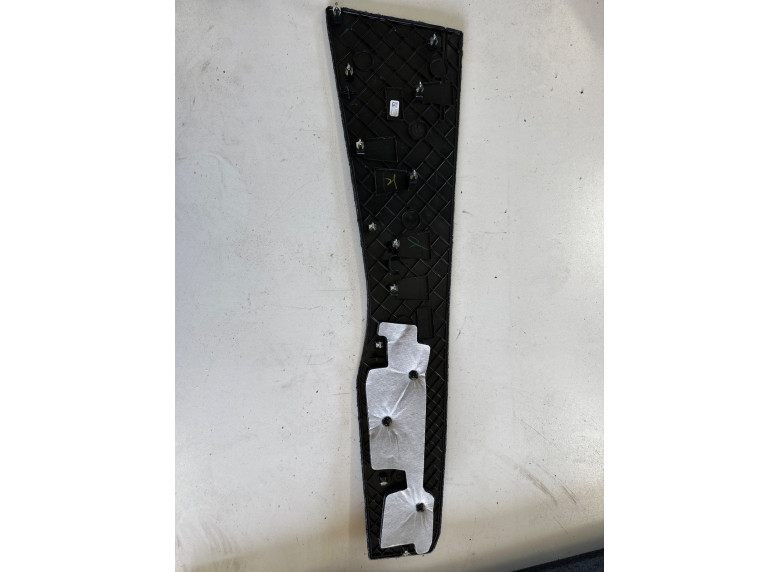 Обшивка салона к BMW XM G09, 2023г.