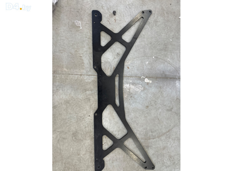 Распорная планка к BMW XMG09 2023 г.