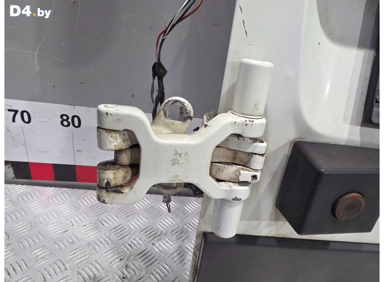 Петля двери задней левой к Peugeot Boxer 2008 г.