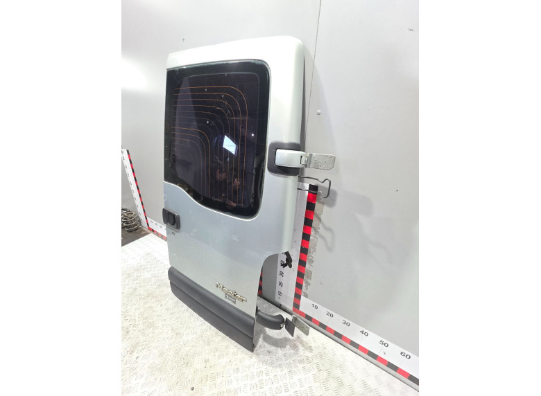 Дверь задняя распашная правая к Opel Movano, 2006г.