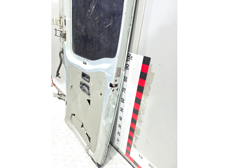 Дверь задняя распашная правая к Opel Movano, 2006г.