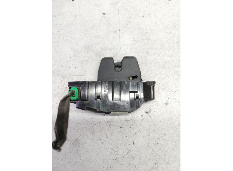 Замок багажника к Citroen C4 Picasso, 2009г.