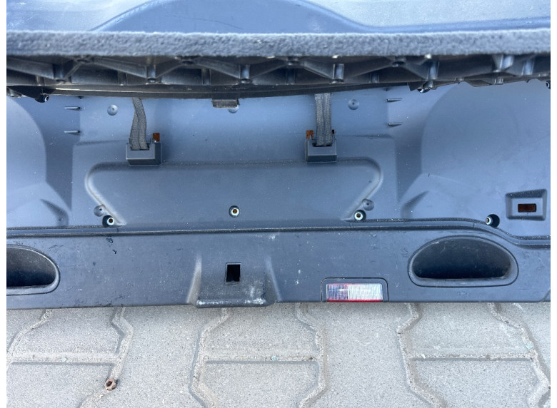 Обшивка багажника к BMW 5 E60/E61, 2006г.