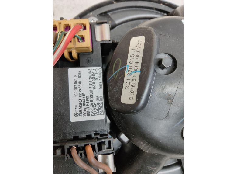 Моторчик печки к Volkswagen Passat, 2006г.