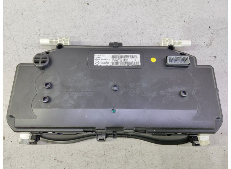 Щиток приборов (приборная панель) к Renault Kangoo, 2012г.