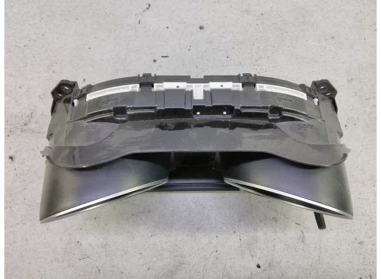 Щиток приборов (приборная панель) к Suzuki Swift, 2018г.