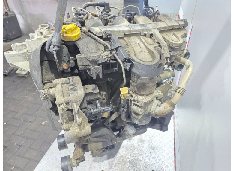 Двигатель к Renault Master, 2003г.