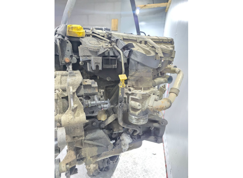 Двигатель к Renault Master, 2003г.