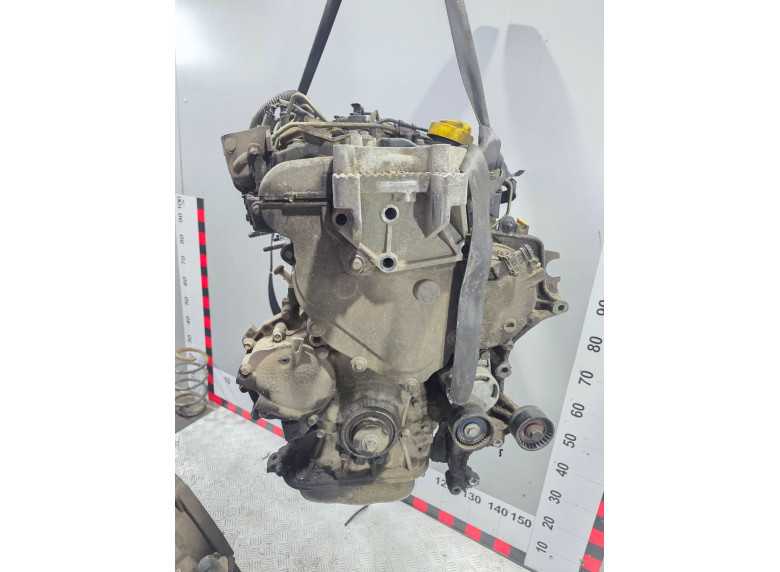 Двигатель к Renault Master, 2003г.