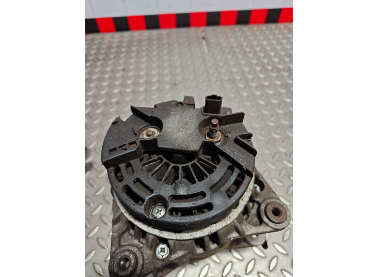 Генератор к Renault Master, 2003г.