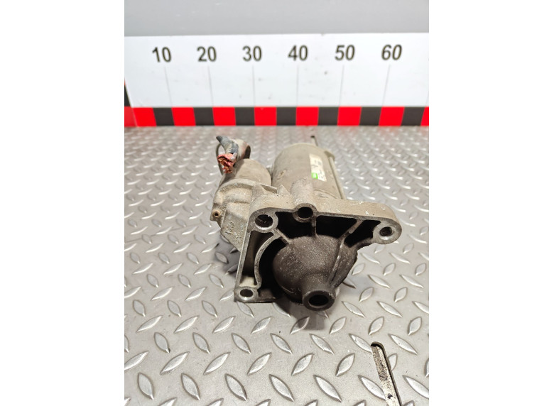 Стартер к Opel Movano, 2003г.