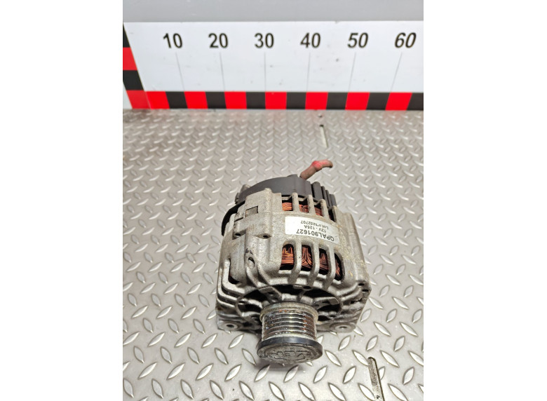 Генератор к Renault Master, 2003г.