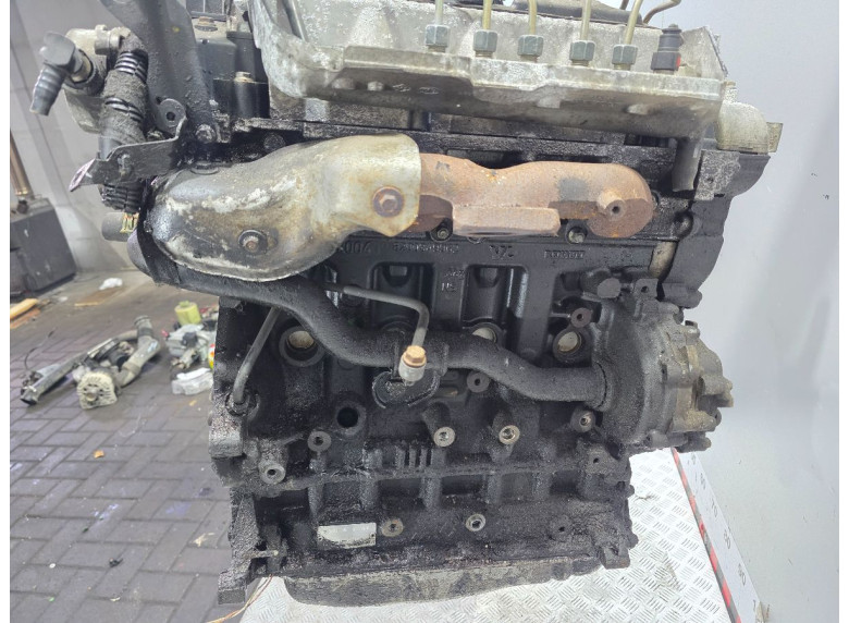 Двигатель к Renault Master, 2004г.