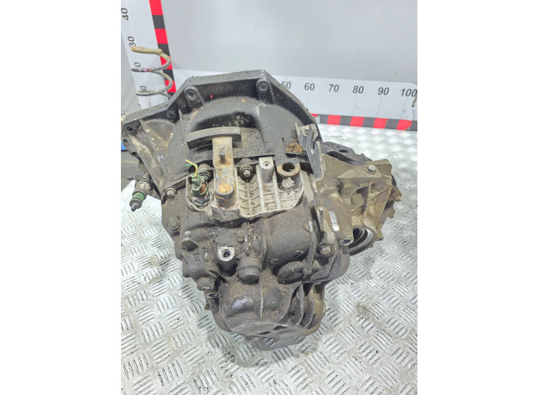 КПП механическая (МКПП) к Renault Master, 2004г.