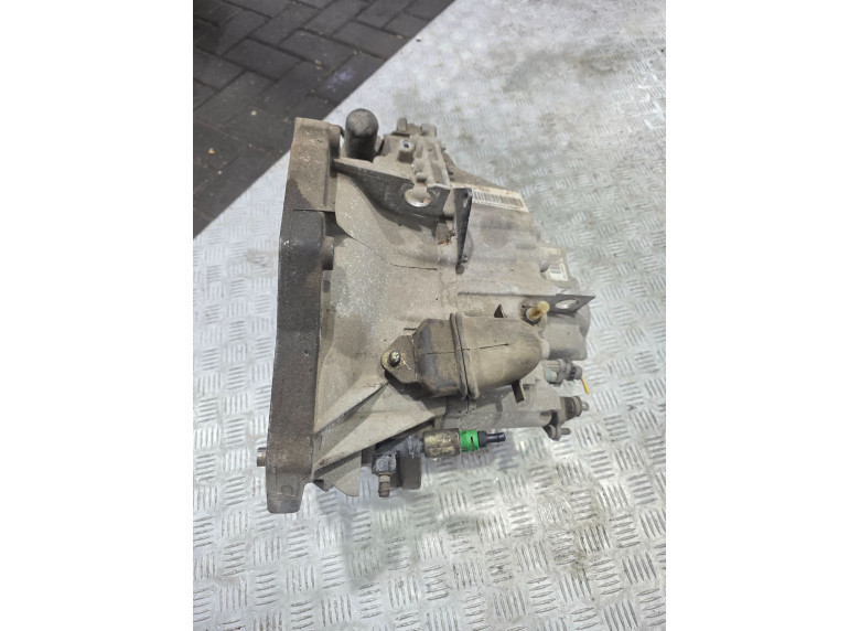 КПП механическая (МКПП) к Renault Master, 2002г.