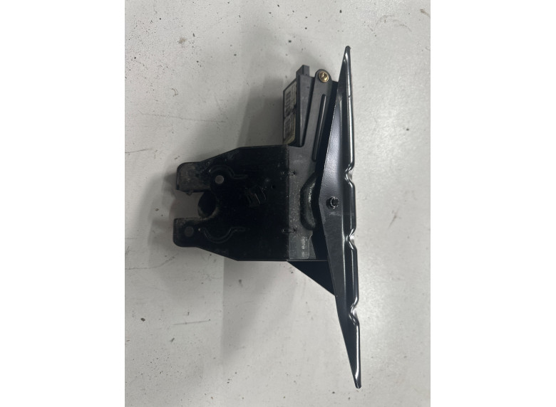 Замок багажника к BMW 5 E60/E61, 2006г.