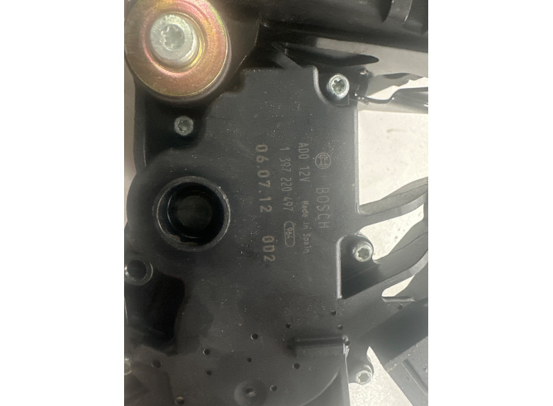 Моторчик заднего стеклоочистителя (дворника) к BMW 5 E60/E61, 2006г.