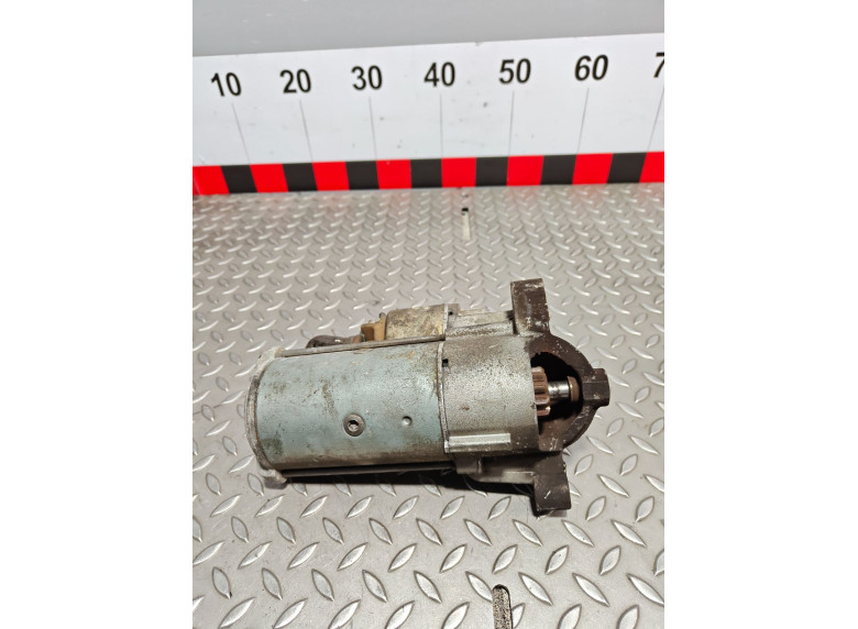 Стартер к Renault Master, 2003г.