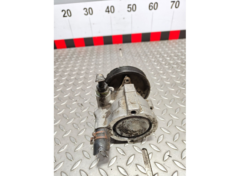 Насос гидроусилителя руля к Opel Movano, 2003г.