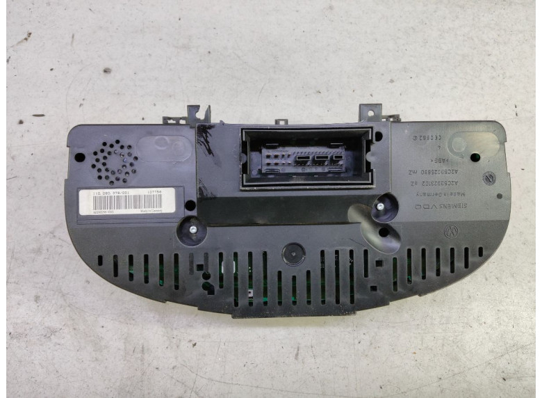 Щиток приборов (приборная панель) к Volkswagen Touran, 2008г.