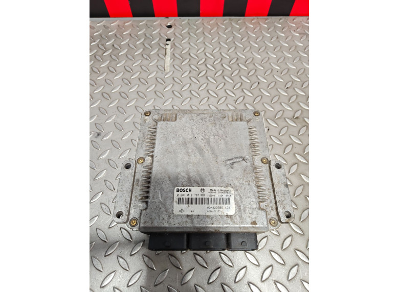 Блок управления двигателем к Renault Master, 2003г.