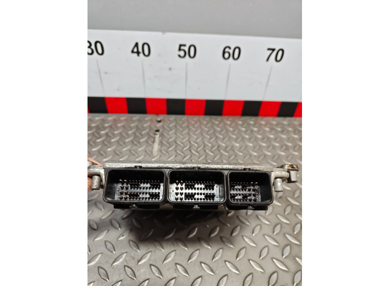 Блок управления двигателем к Renault Master, 2003г.