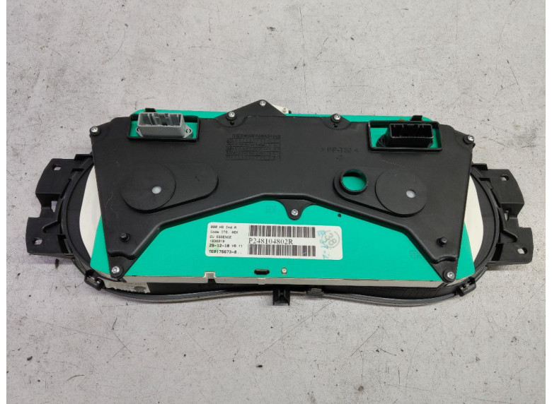 Щиток приборов (приборная панель) к Renault Sandero, 2010г.