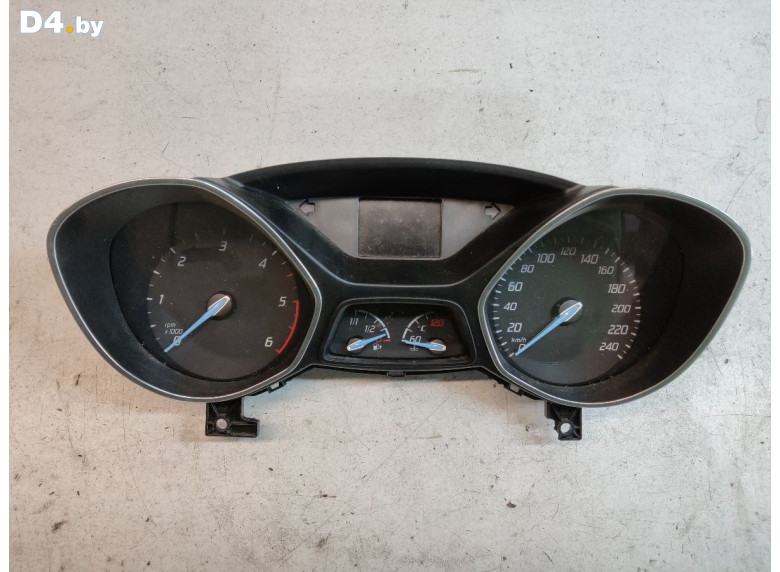 Щиток приборов (приборная панель) к Ford Focus 2013 г.