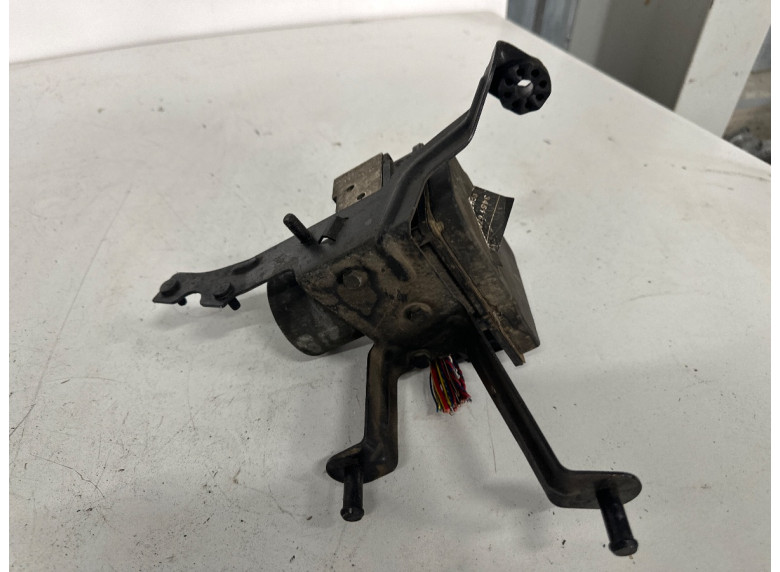 Блок ABS к BMW 5 E60/E61, 2006г.