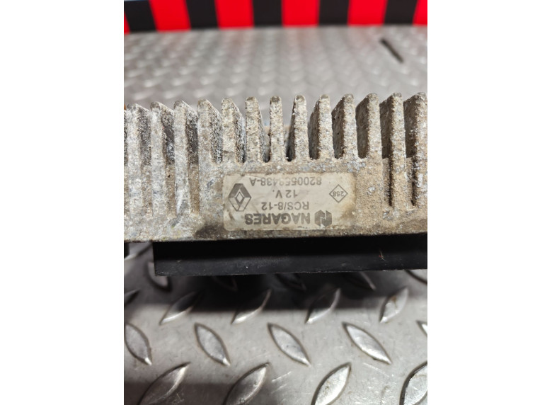 Реле накала свечей к Renault Kangoo, 2011г.