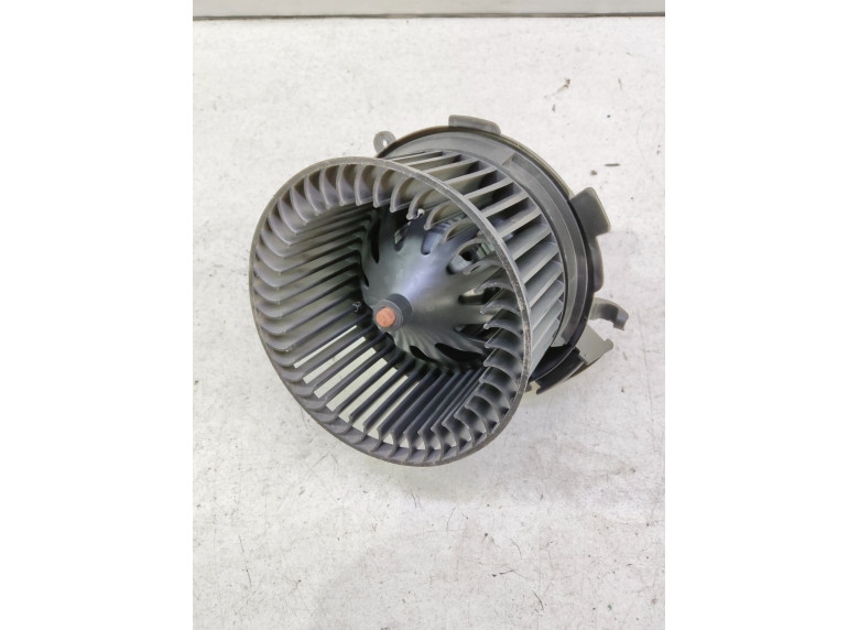 Моторчик печки к Citroen Xsara Picasso, 2004г.