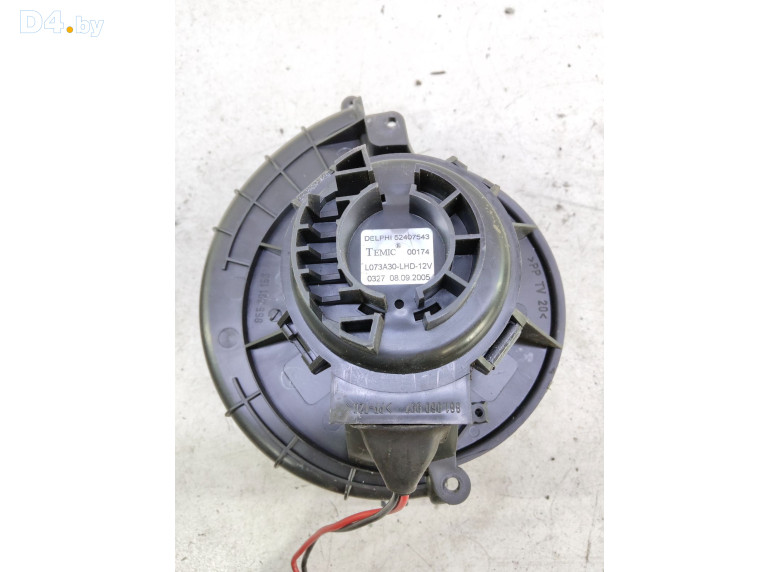 Моторчик печки к Opel Astra 2005 г.