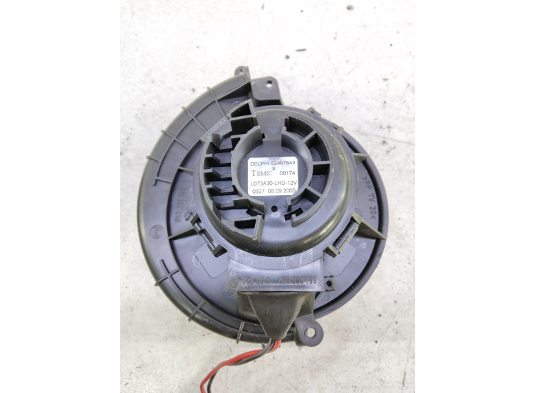 Моторчик печки к Opel Astra, 2005г.