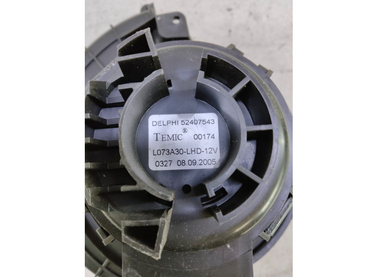 Моторчик печки к Opel Astra, 2005г.
