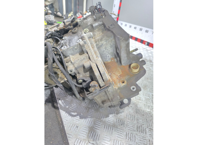 КПП автоматическая (АКПП) к Renault Scenic, 2001г.