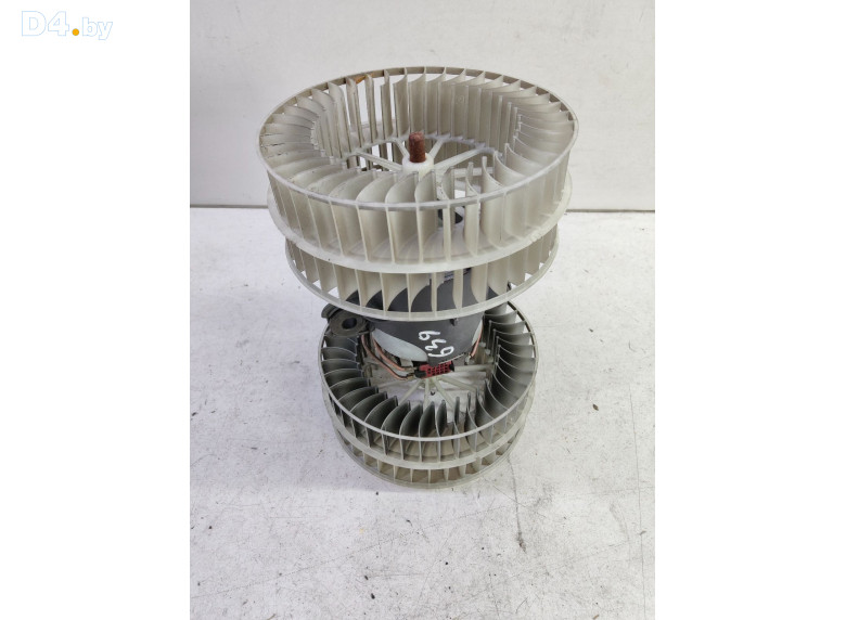 Моторчик печки к Mercedes VitoW639 2007 г.