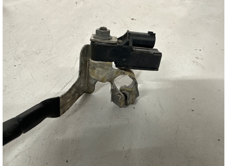 Минусовой провод аккумулятора к Peugeot 308, 2022г.