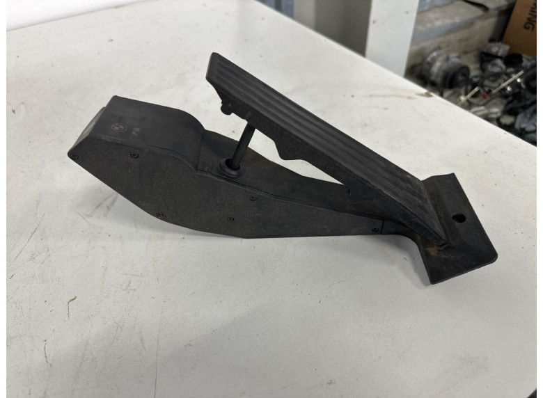 Педаль газа к BMW 3 E90/E91/E92/E93, 2008г.